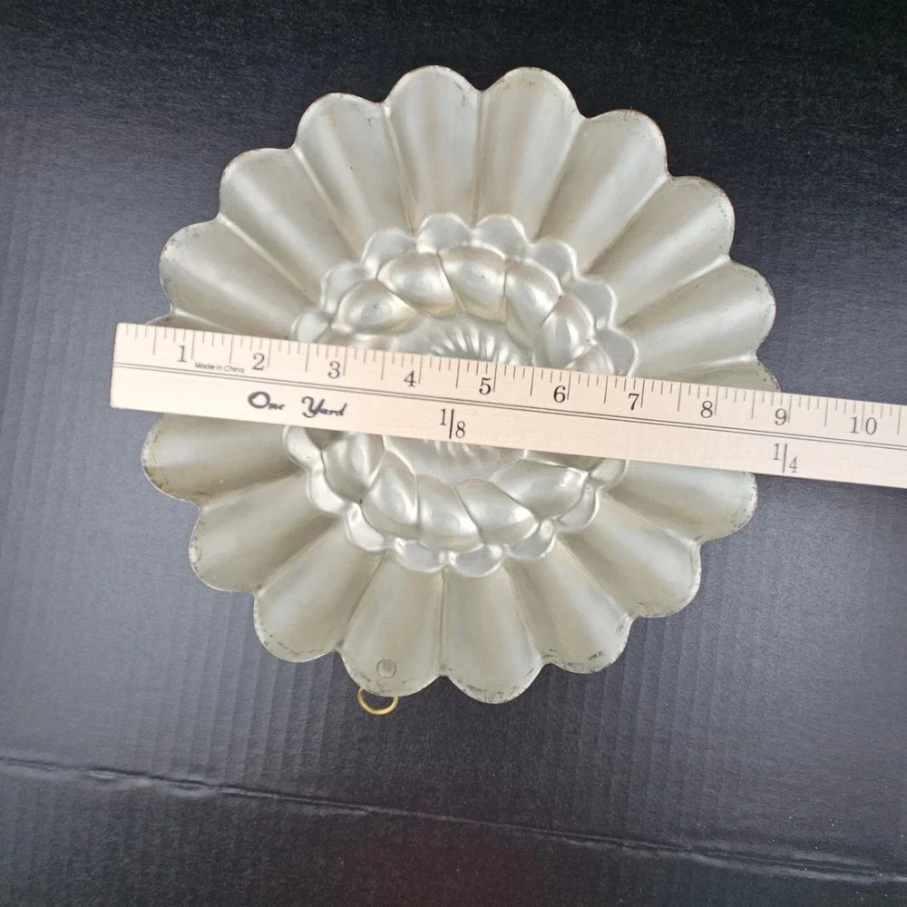 Vintage Tagus Portugal Copper Bundt Cake Mold 9 Inch Scalloped Floral Wall Decor